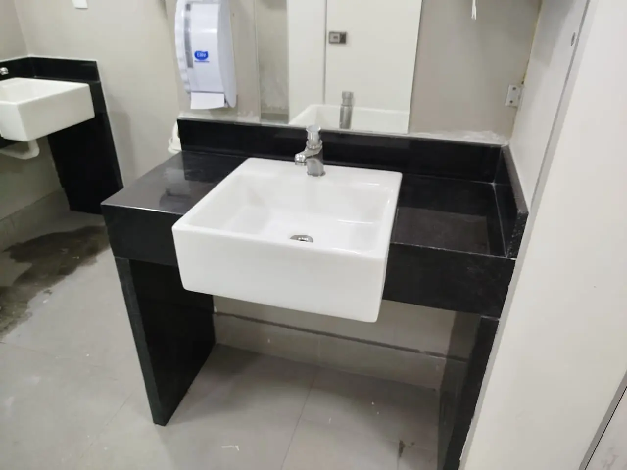 mármores, granitos, pedras, pias, cubas, piscinas, serviços em geral na região de Jarinu