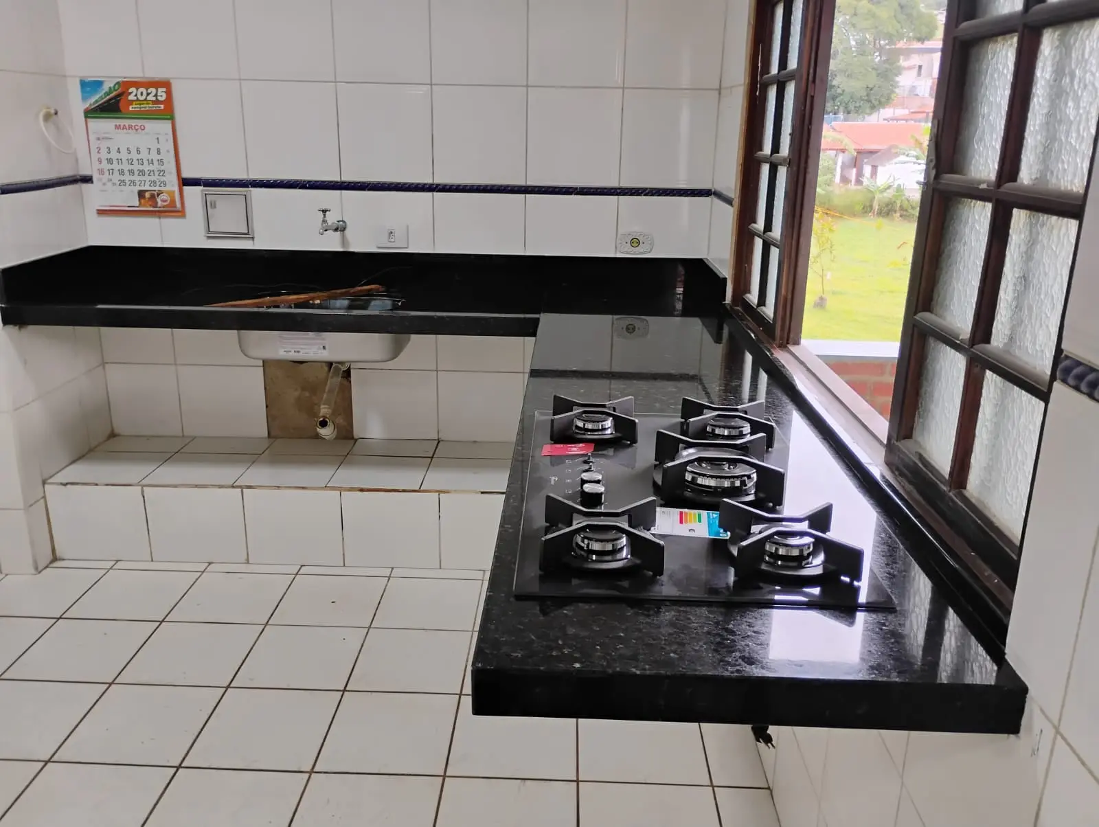 mármores, granitos, pedras, pias, cubas, piscinas, serviços em geral na região de Jarinu