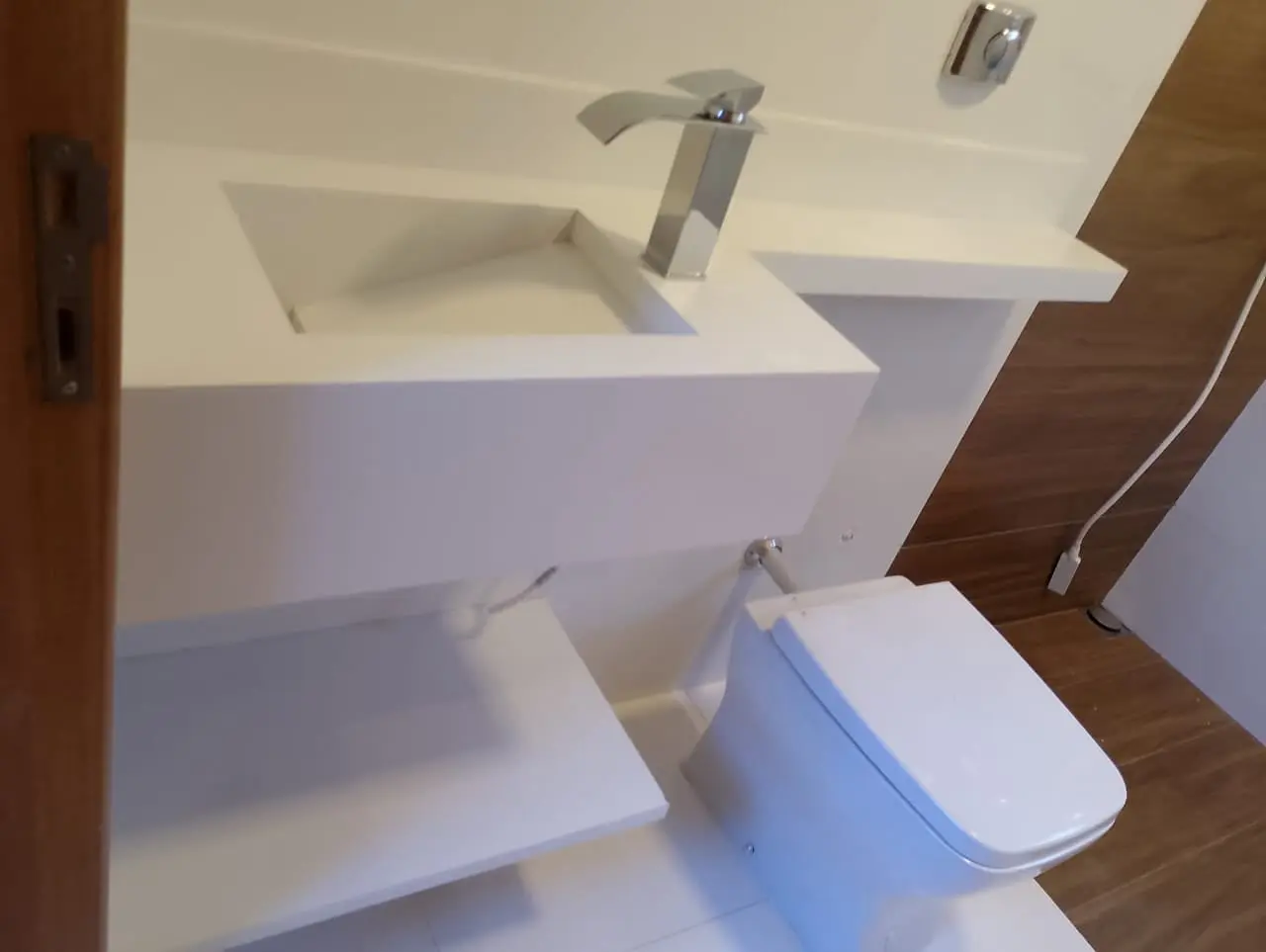 mármores, granitos, pedras, pias, cubas, piscinas, serviços em geral na região de Jarinu