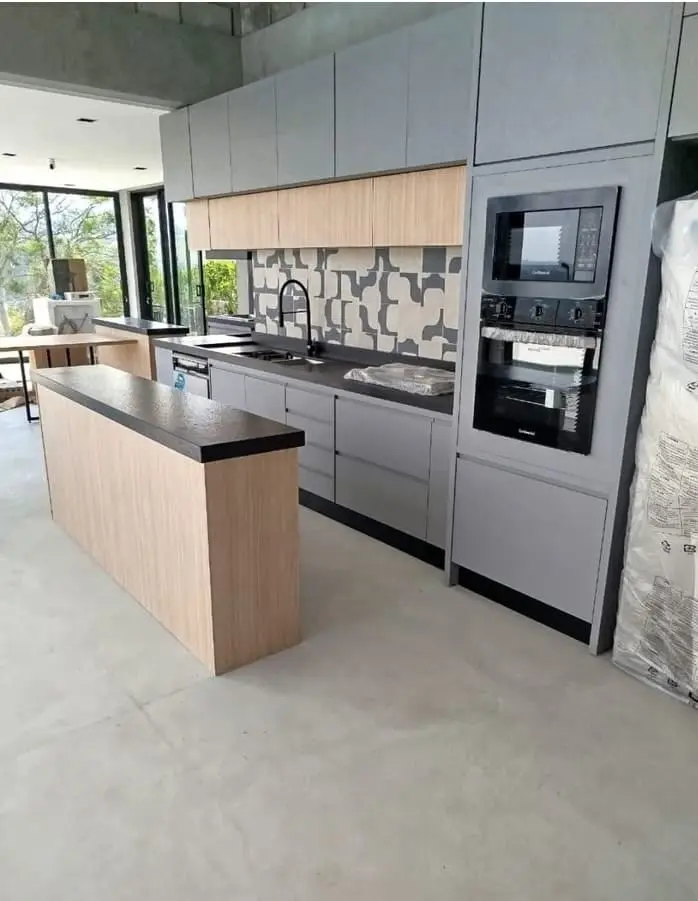 mármores, granitos, pedras, pias, cubas, piscinas, serviços em geral na região de Jarinu