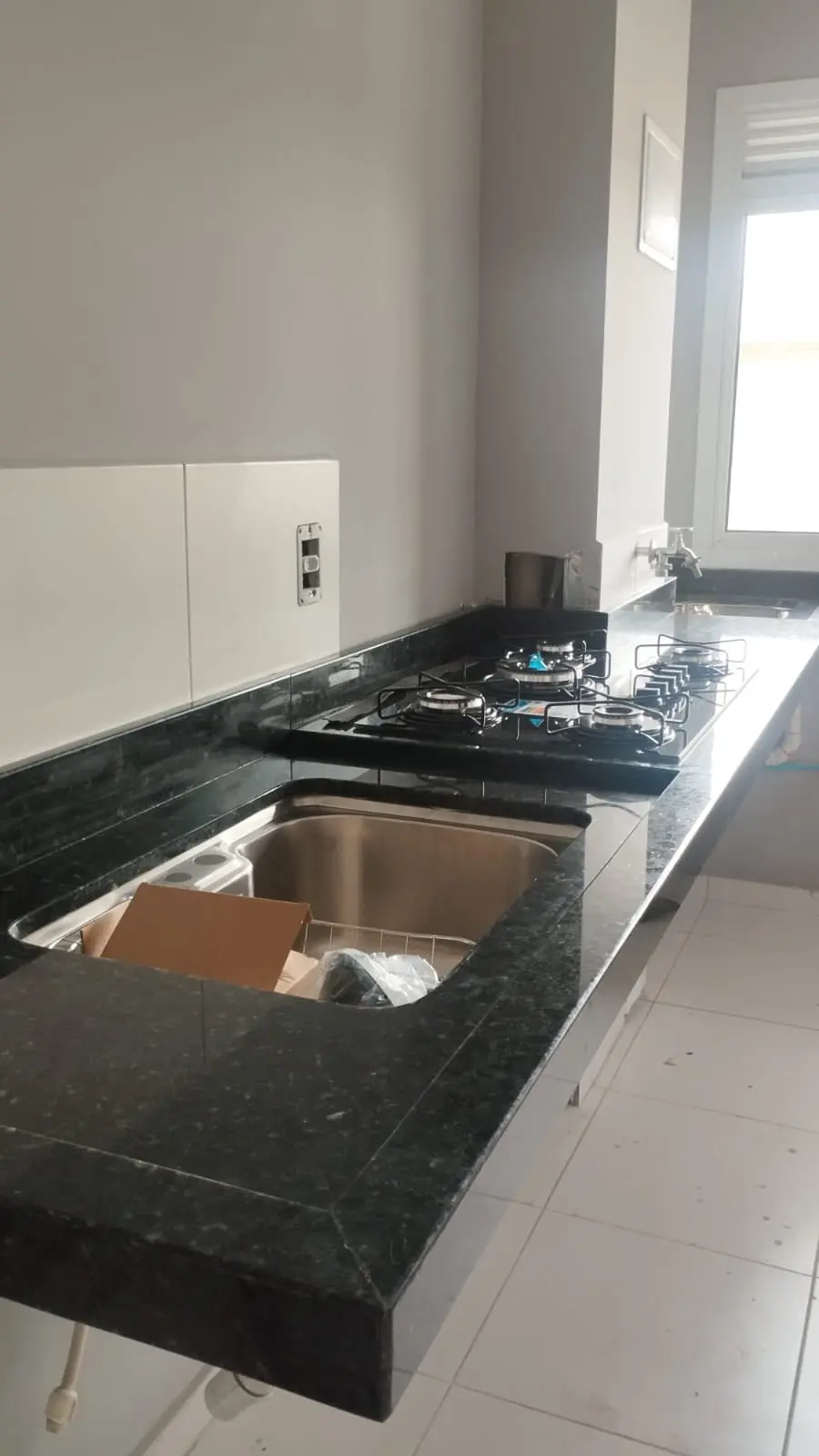 mármores, granitos, pedras, pias, cubas, piscinas, serviços em geral na região de Jarinu