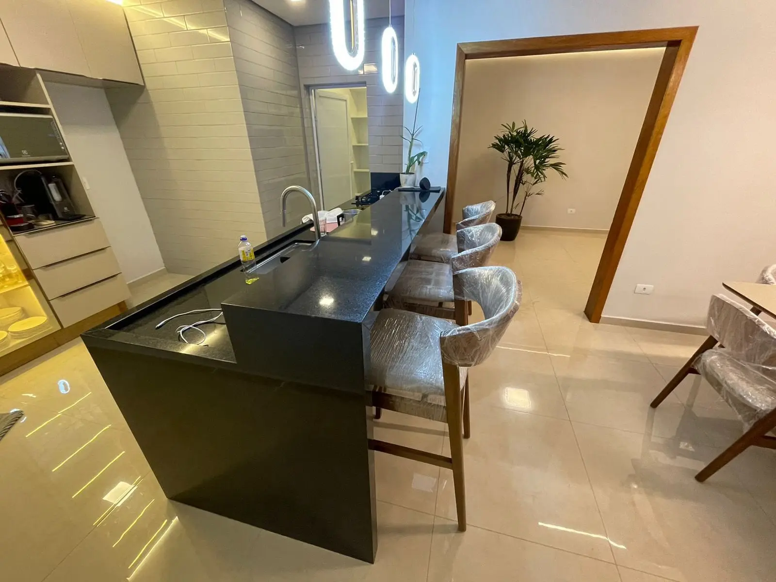 mármores, granitos, pedras, pias, cubas, piscinas, serviços em geral na região de Jarinu