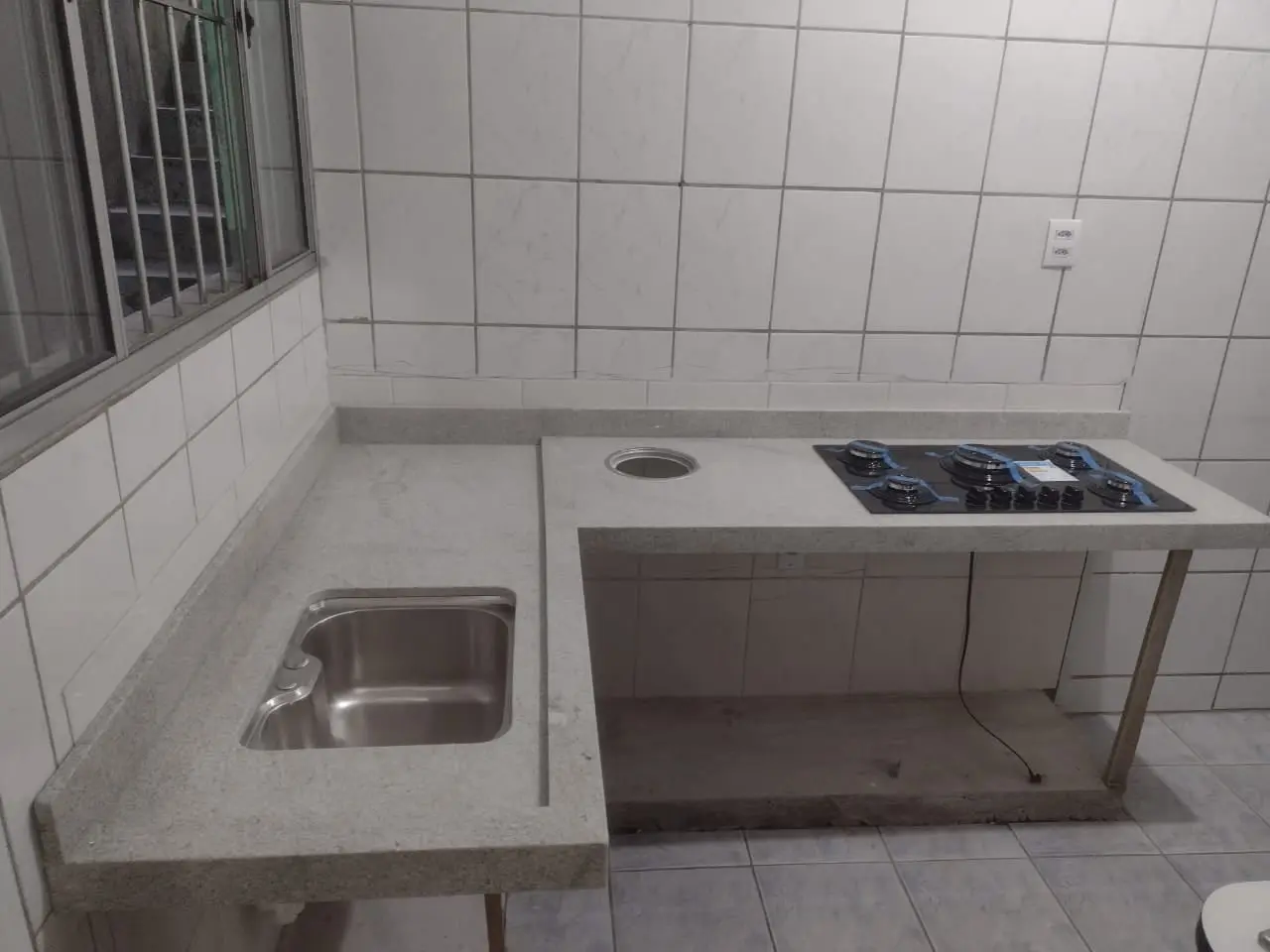 mármores, granitos, pedras, pias, cubas, piscinas, serviços em geral na região de Jarinu