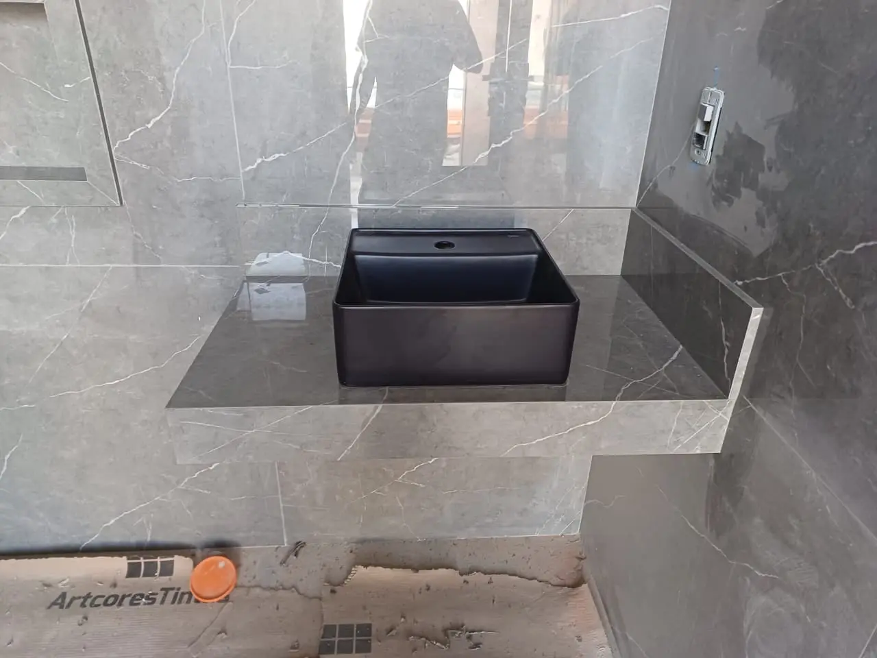 mármores, granitos, pedras, pias, cubas, piscinas, serviços em geral na região de Jarinu