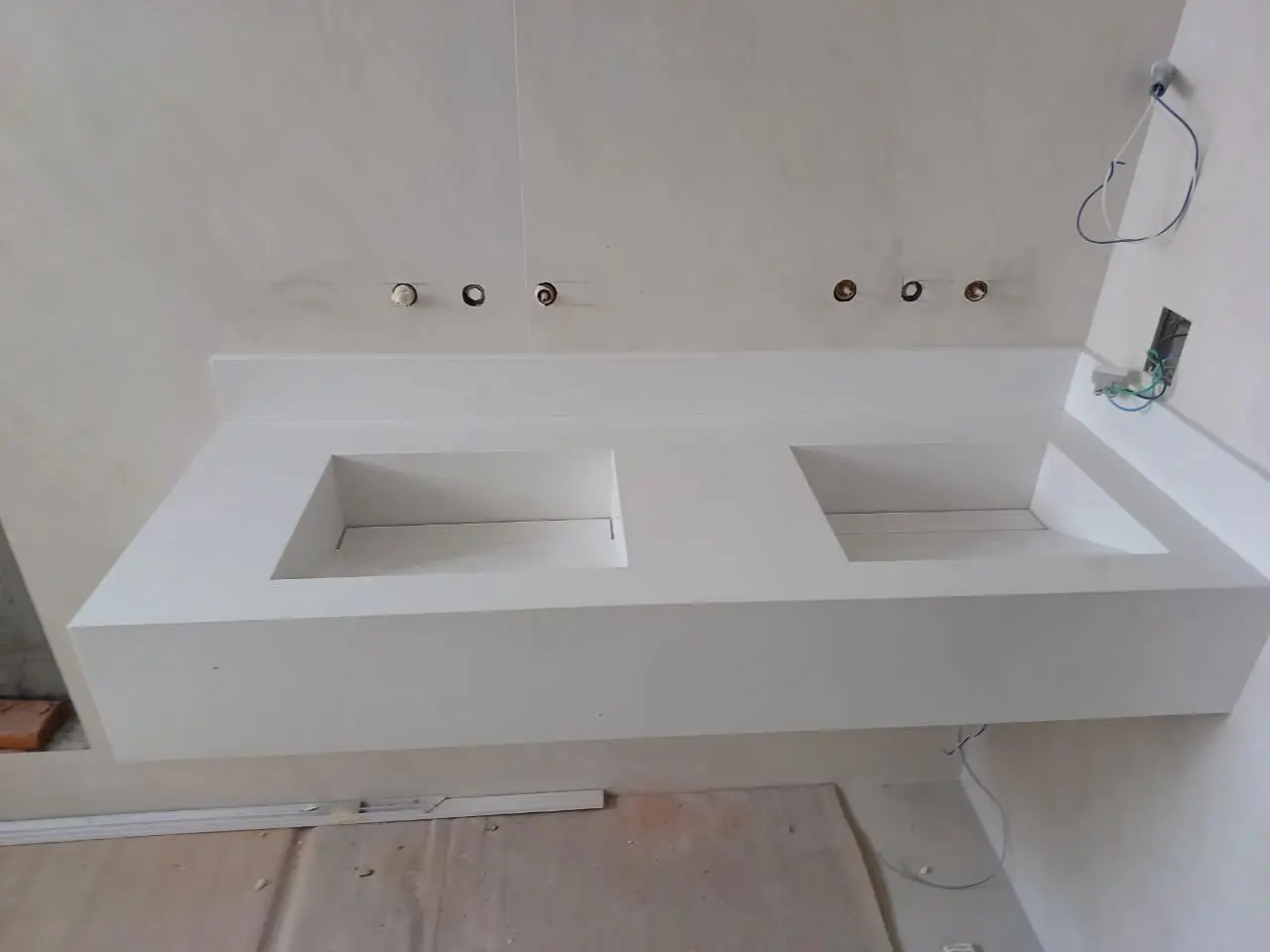 mármores, granitos, pedras, pias, cubas, piscinas, serviços em geral na região de Jarinu