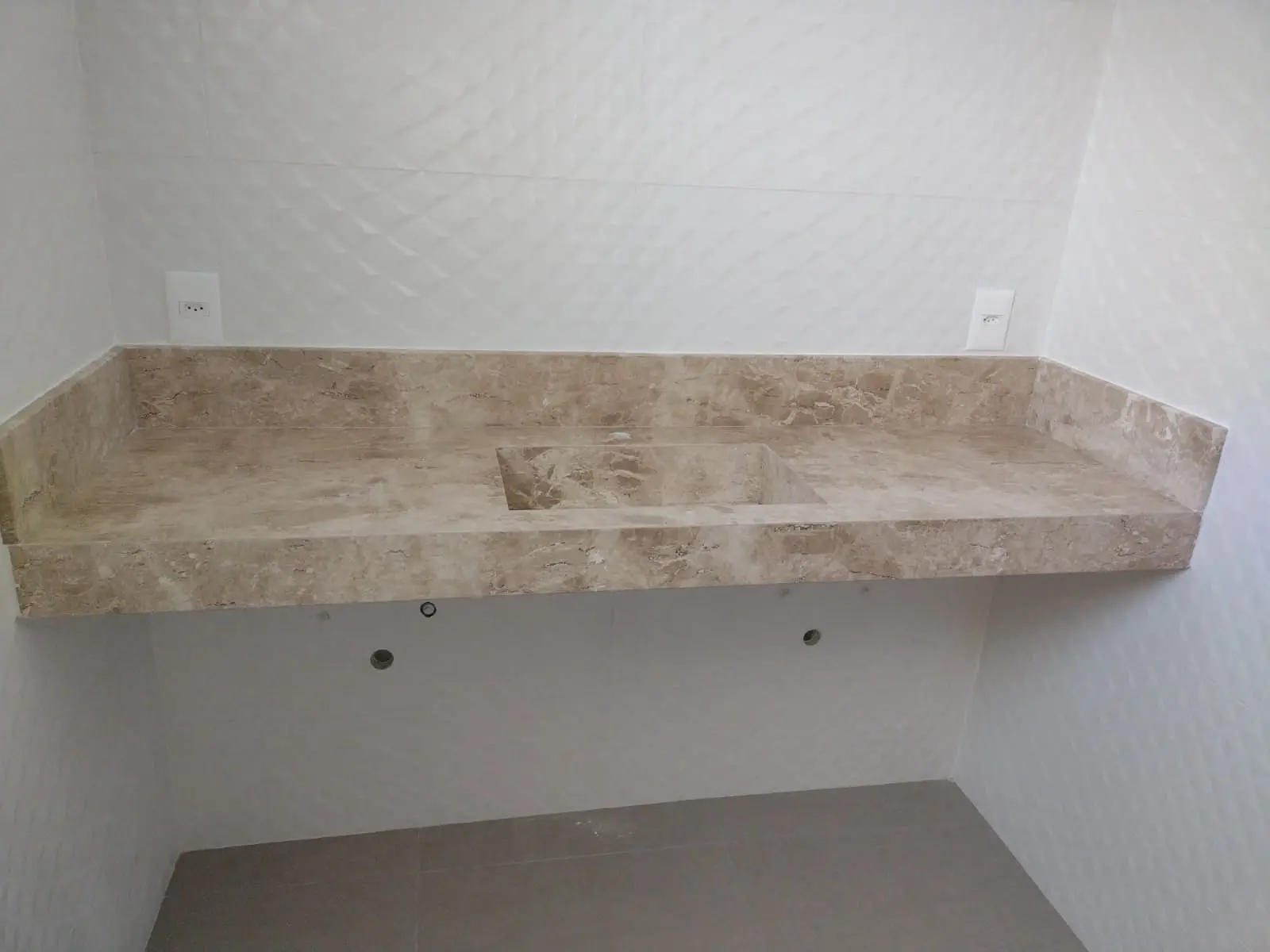 mármores, granitos, pedras, pias, cubas, piscinas, serviços em geral na região de Jarinu