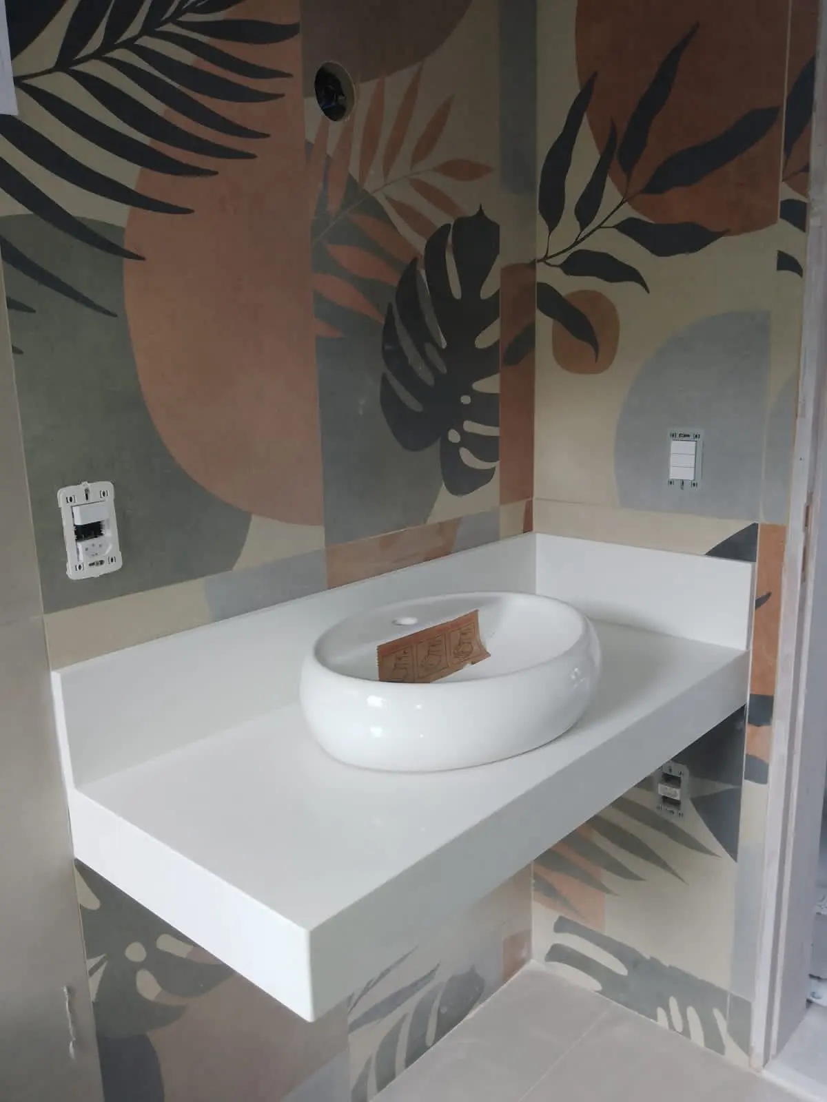 mármores, granitos, pedras, pias, cubas, piscinas, serviços em geral na região de Jarinu