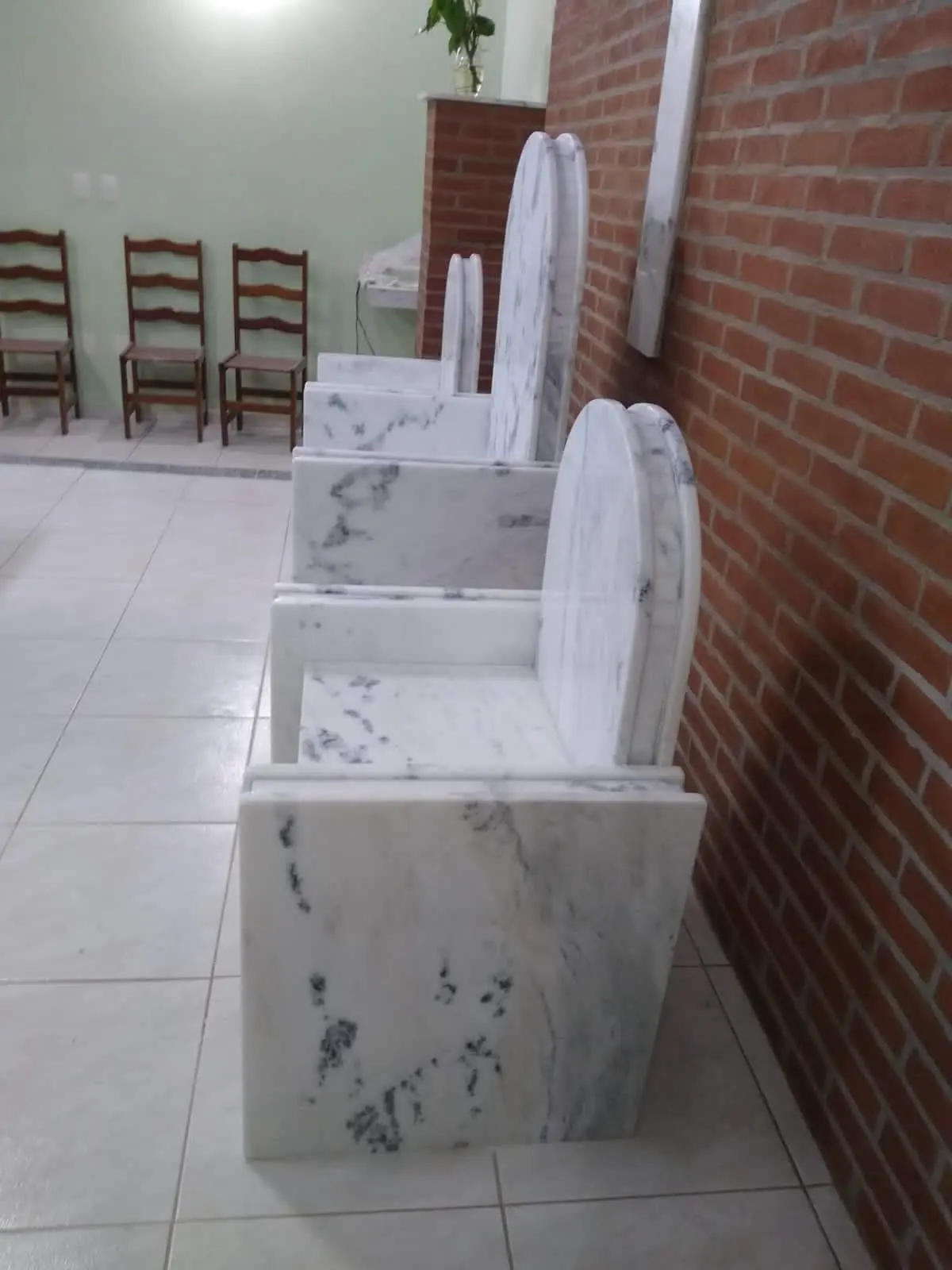 mármores, granitos, pedras, pias, cubas, piscinas, serviços em geral na região de Jarinu